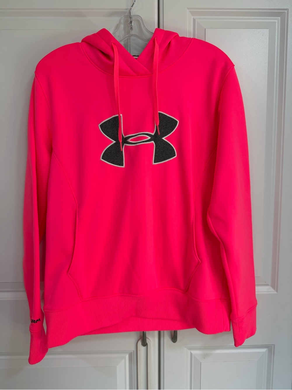 Under Armour Women's Hot Pink Logo Hoodie Breast Cancer Logo